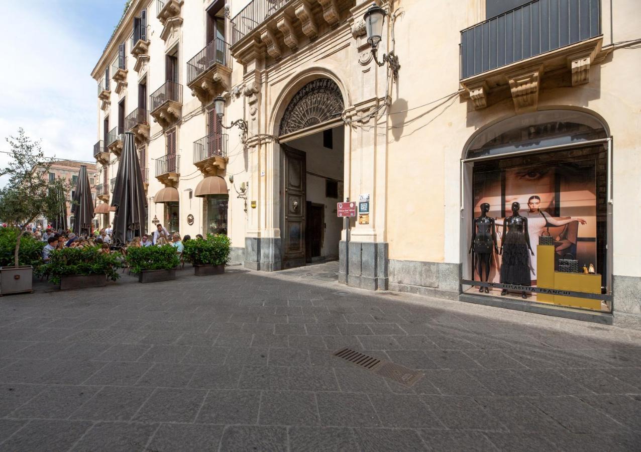 Hotel La Regina Del Duomo Catania Centro Zewnętrze zdjęcie