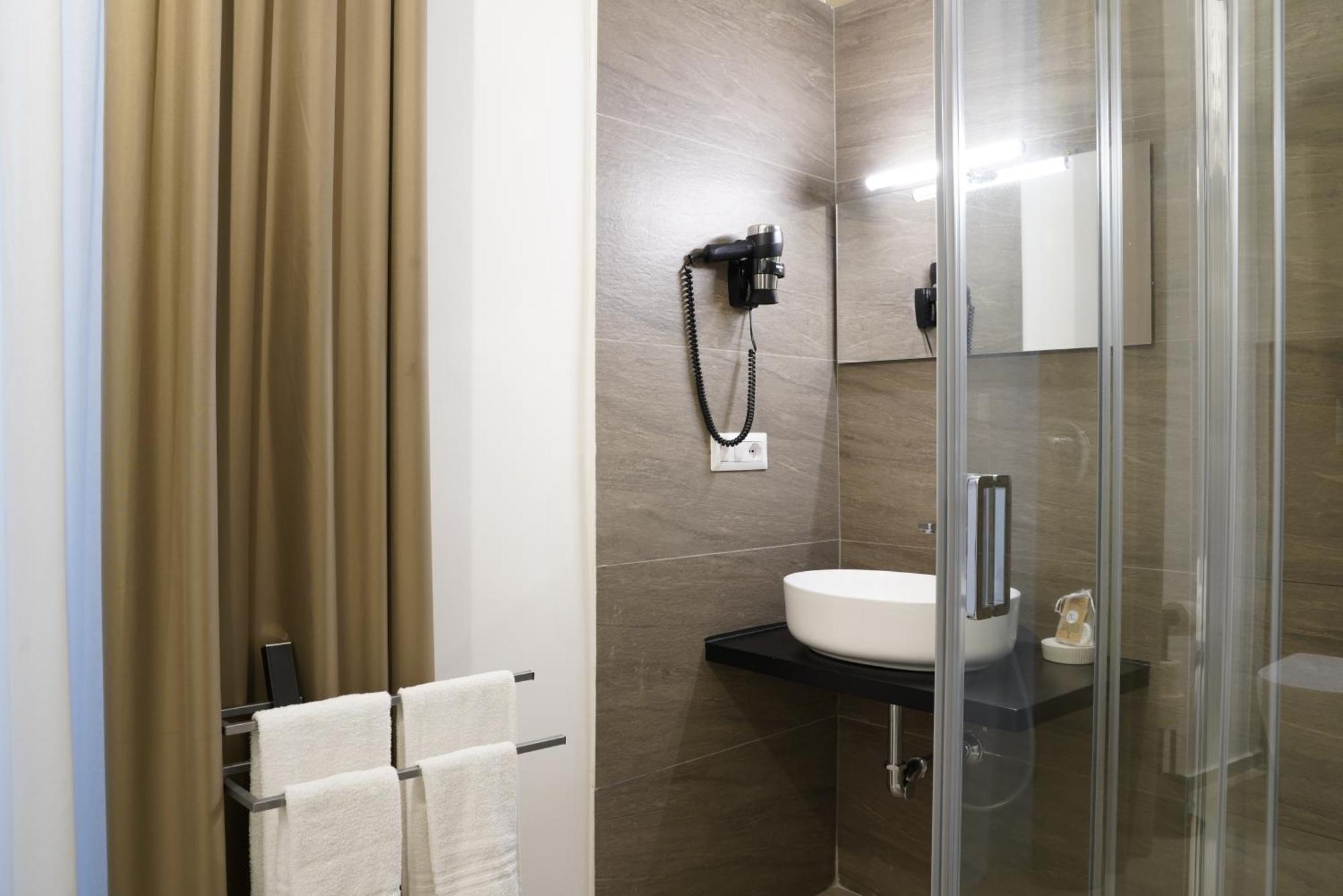 Hotel La Regina Del Duomo Catania Centro Zewnętrze zdjęcie